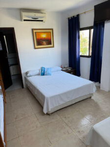 Inicio hostal hump back int puerto lopez ecuador arcoiris habitaciones17