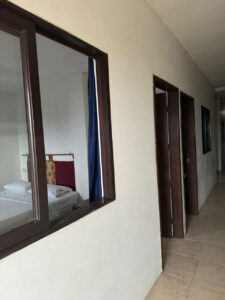 Inicio hostal hump back int puerto lopez ecuador arcoiris habitaciones2