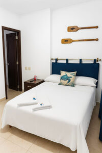 Inicio hostal hump back int puerto lopez ecuador arcoiris habitaciones9